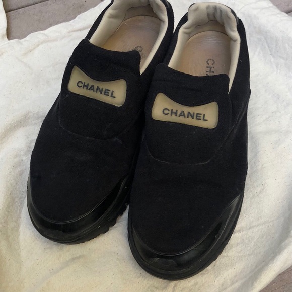 Chanel slip-on suede sneakers - Picture 2 of 6